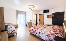 Pier Hotel